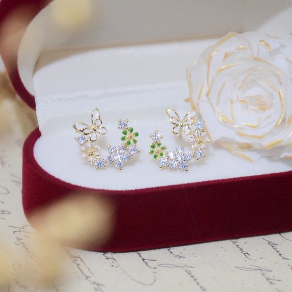 NEW 14K Gold Plated Diamond Flower Butterfly Stud Earrings - Picture 6 of 7